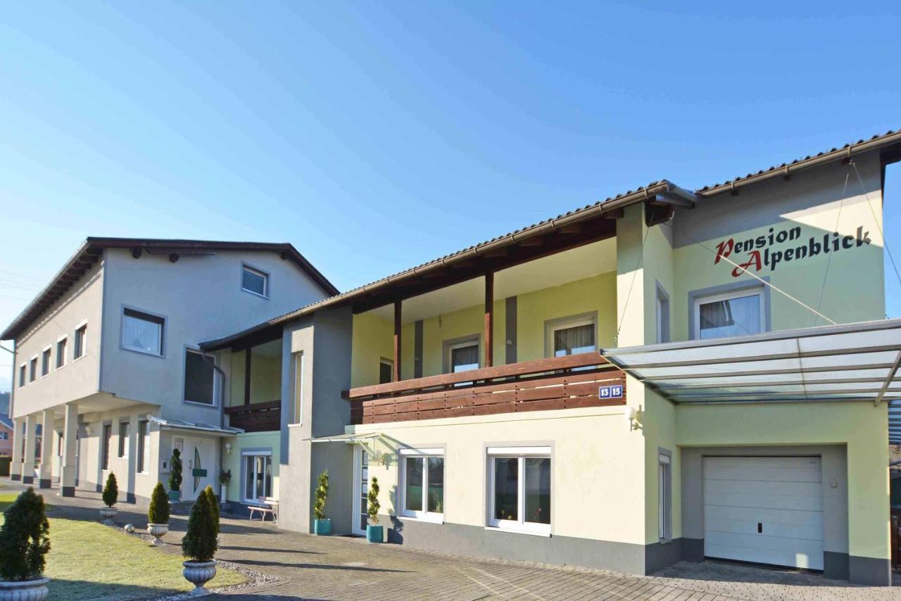 Gemuetliches Apartment In Ruhelage Villach Dış mekan fotoğraf